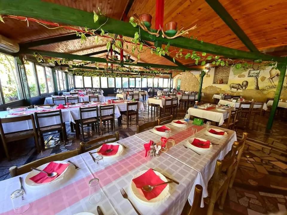 Fogado Ξενοδοχείο Palić Εξωτερικό φωτογραφία